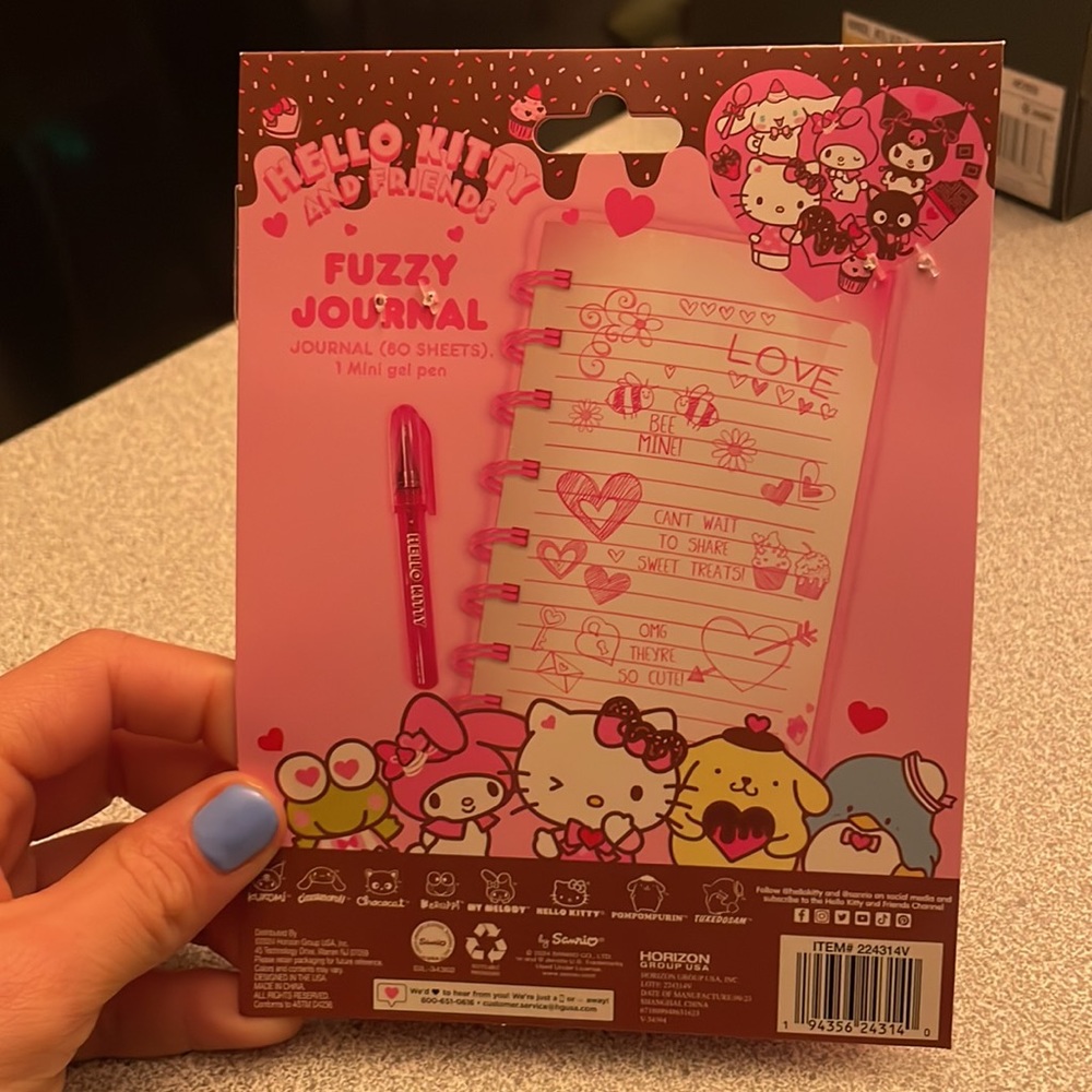 Hello Kitty Fuzzy Journal - Picture 3 of 3